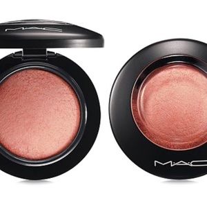 Mac mineralize blush (love joy)